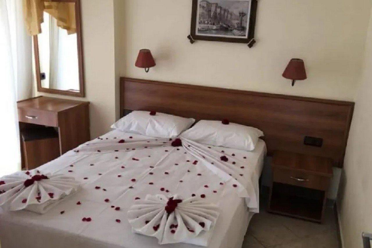 Mutlu Hotel Didim Exterior photo