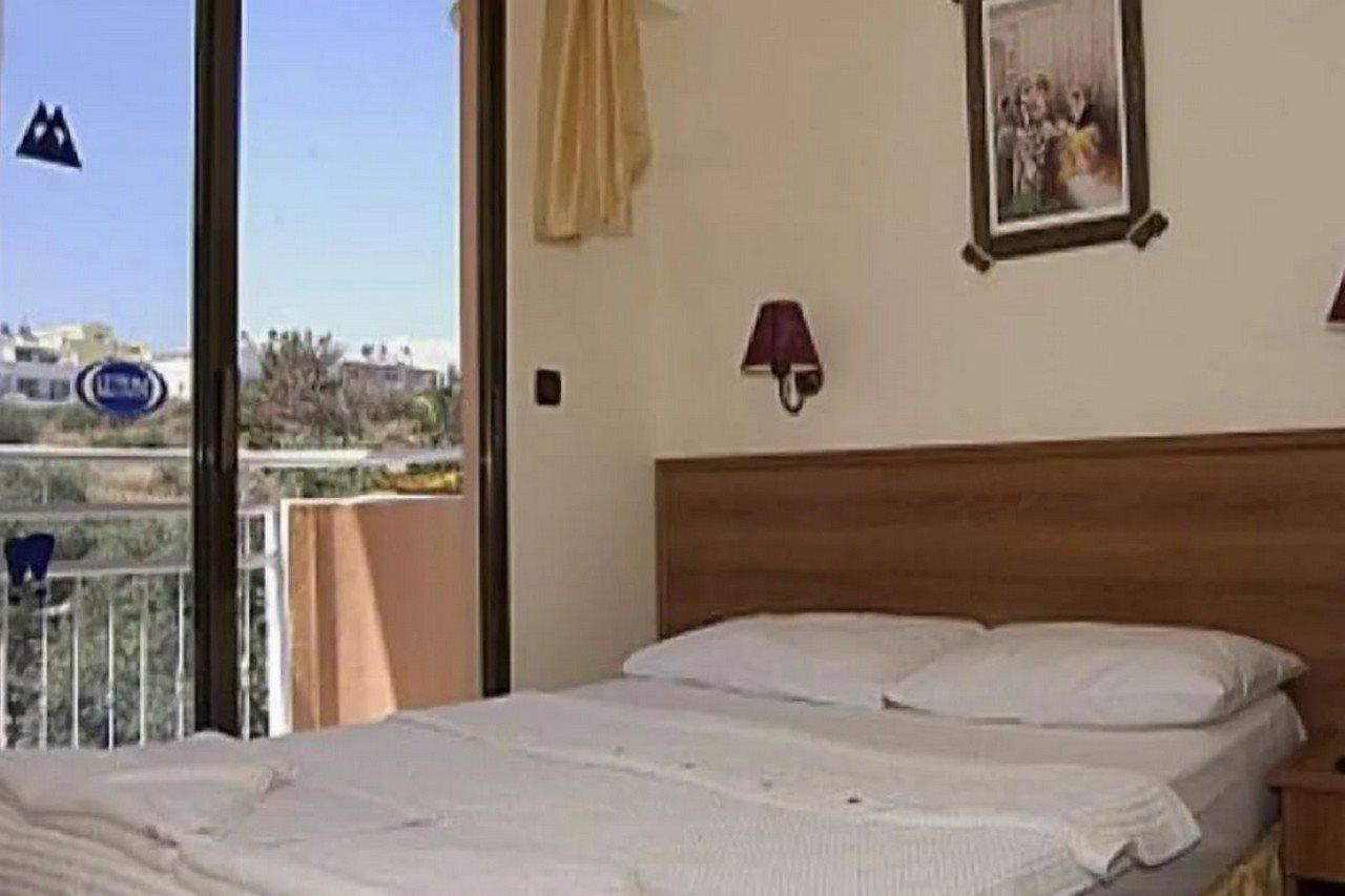 Mutlu Hotel Didim Exterior photo